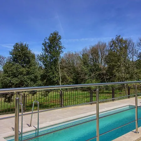 Complex Of 2 Banjole-mar With 2 Private Pools For Up To 20 Persons 200m From The - Wiibuk * Banjole