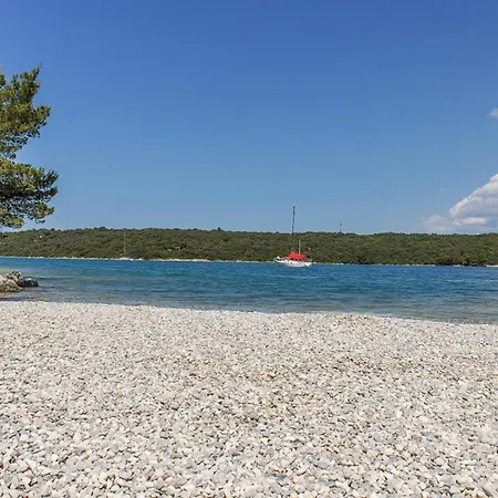 Complex Of 2 Banjole-mar With 2 Private Pools For Up To 20 Persons 200m From The - Wiibuk Villa *